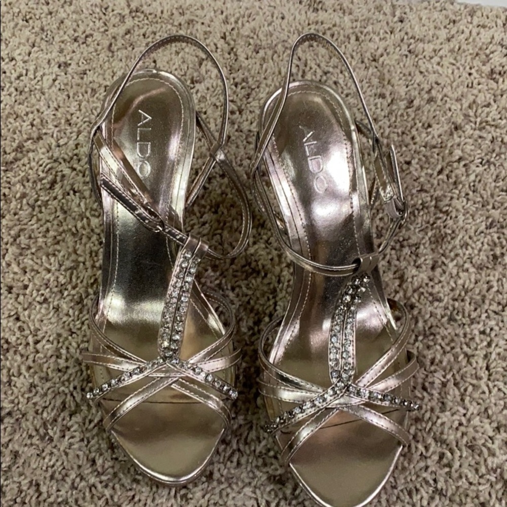Aldo gold heels
